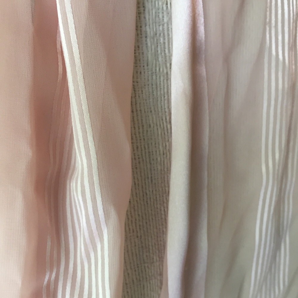 SCARF - Picture 2 of 3